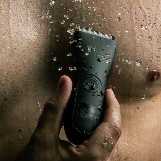 Portable shaver plus + 5 pairs of free socks