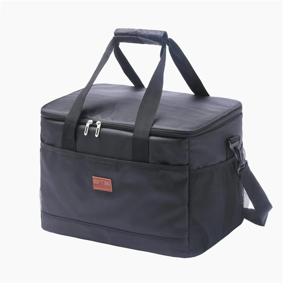 Waterproof cooler bag with large capacity for picnics